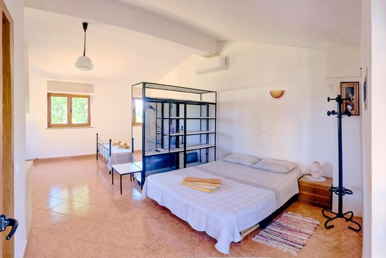 Vižinada Studio Apartment Gianni מראה חיצוני תמונה